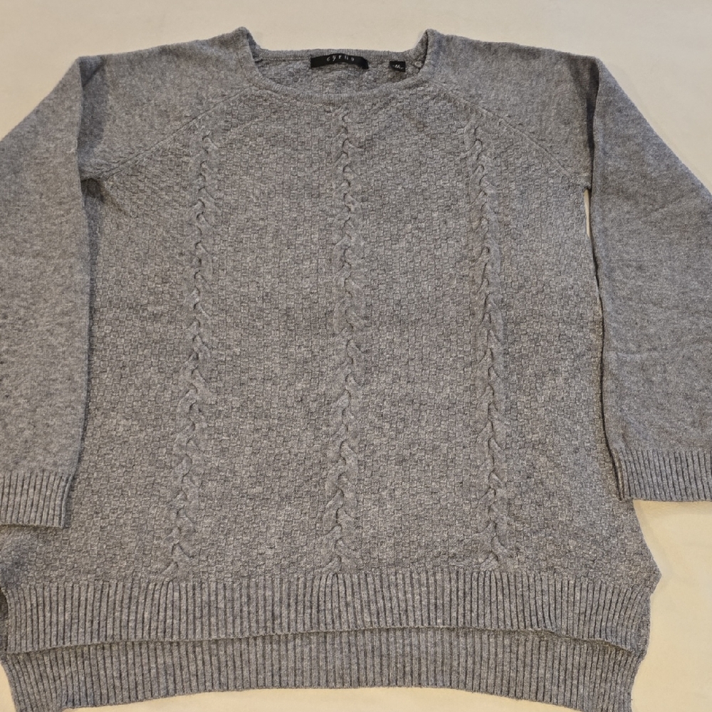 Cyrus Light Gray Cable Knit Crewneck Sweater